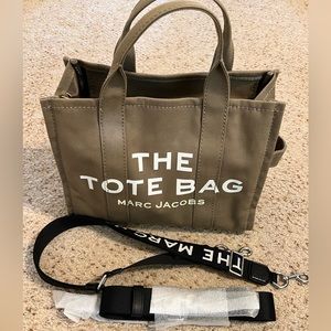 Mark Jacobsen medium tote